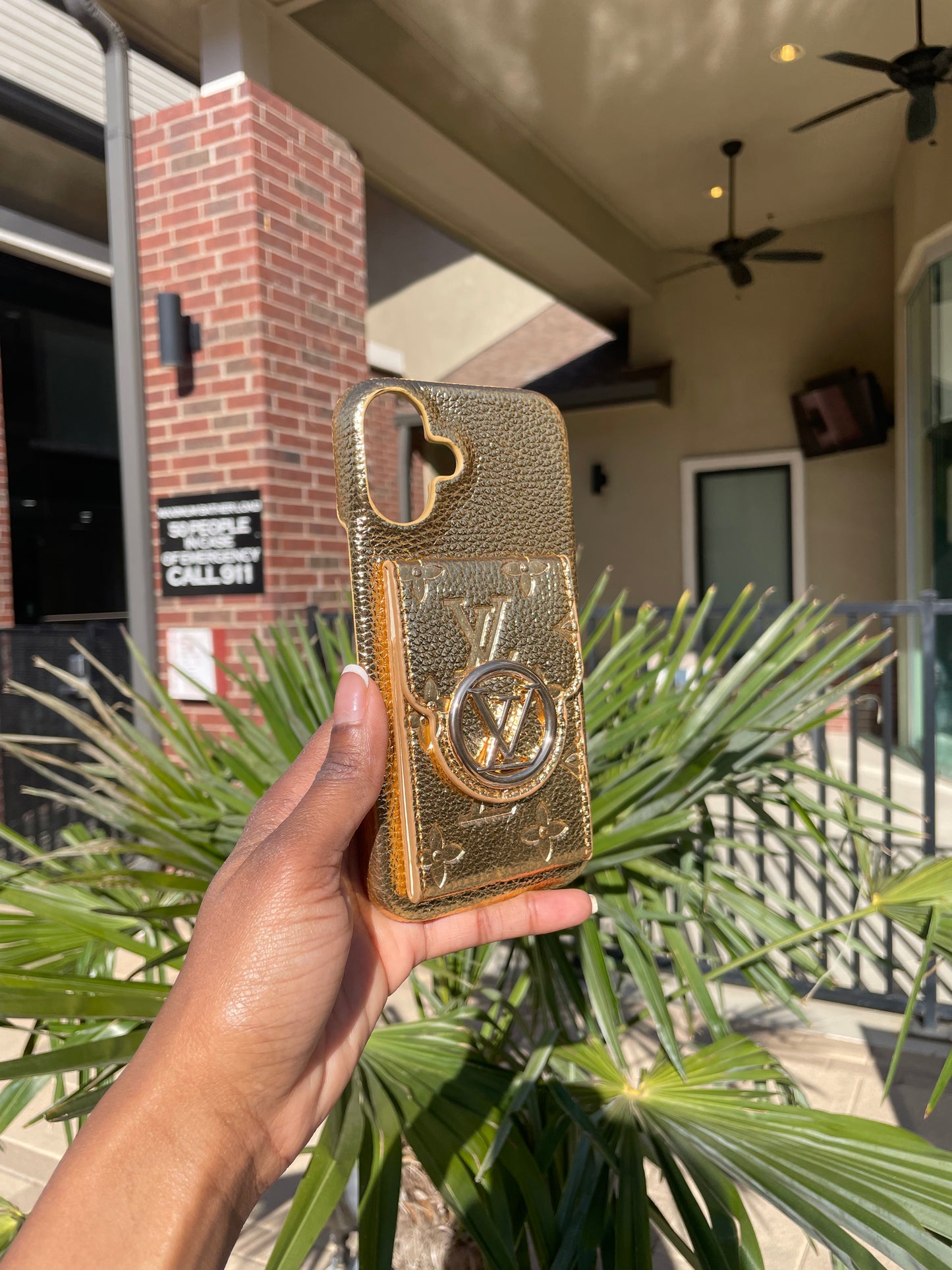 Vintage Wallet (Gold)