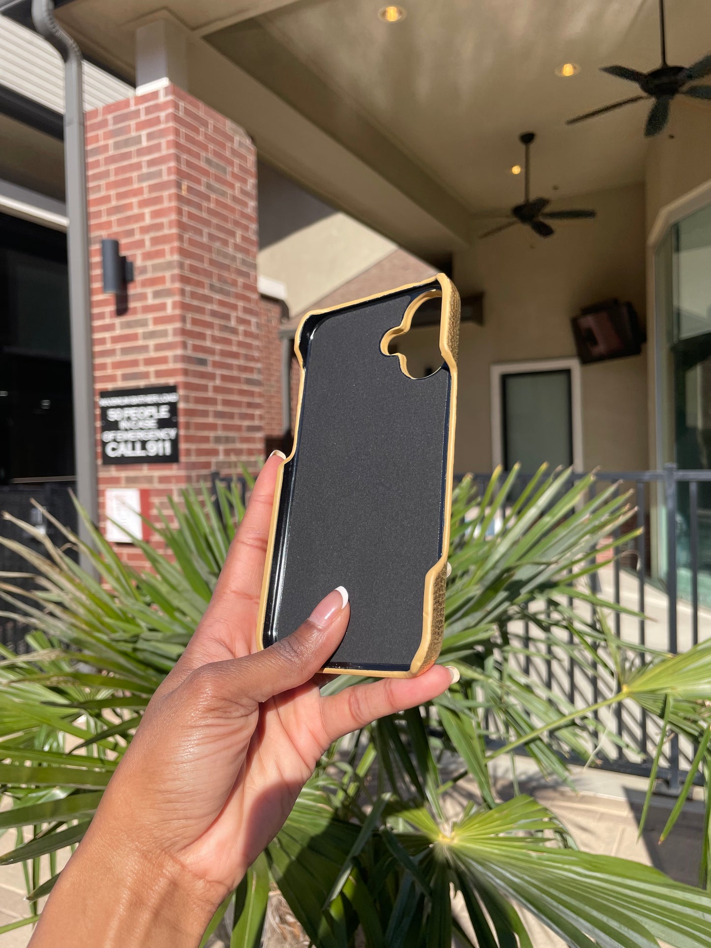 Vintage Wallet (Gold)