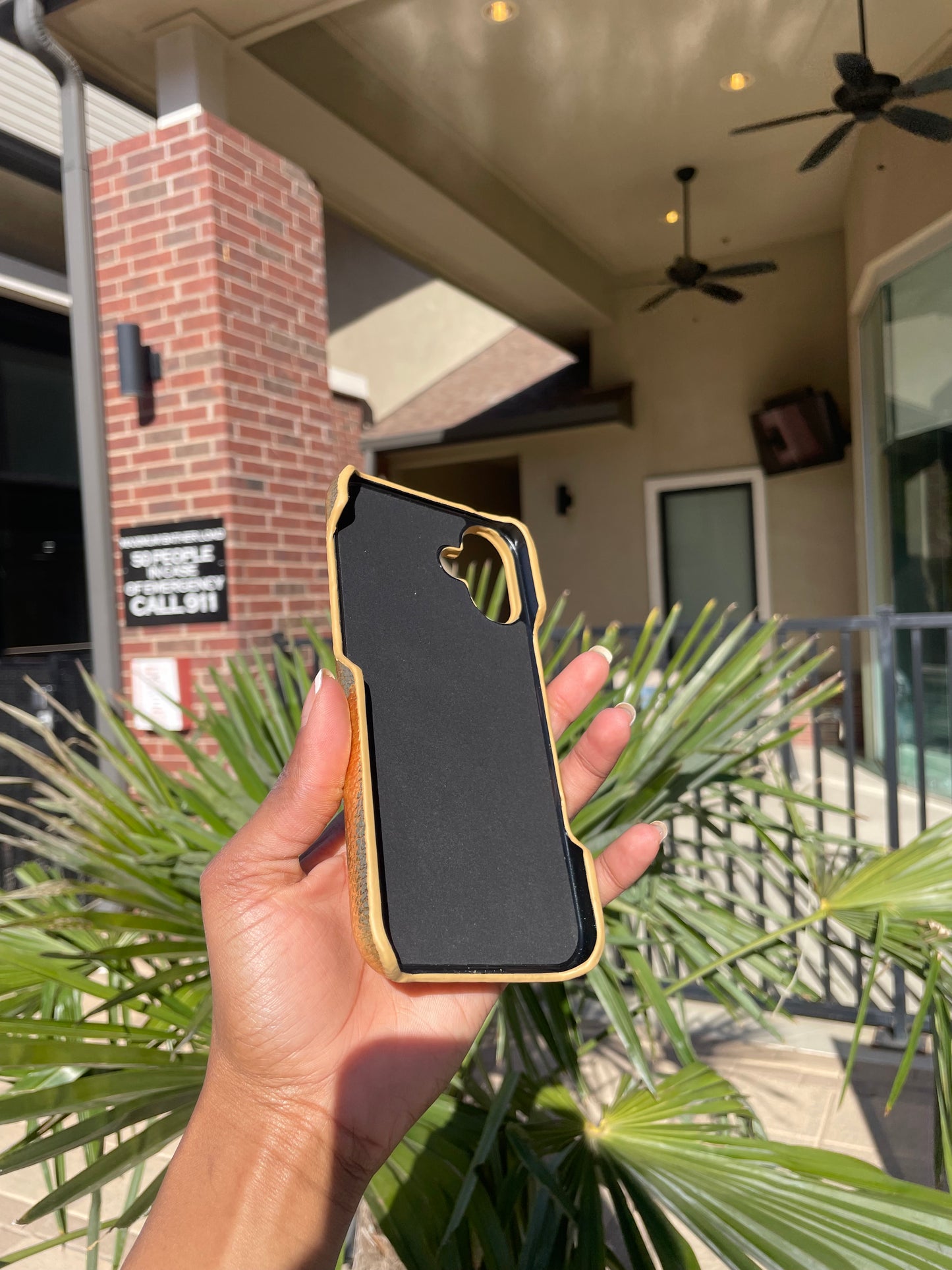 Vintage Wallet (Gold)
